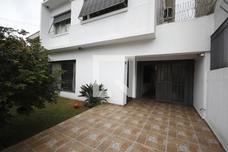 Casa à venda com 250m², 3 quartos e 4 vagasEntrada
