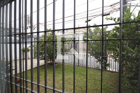 Vista de casa à venda com 3 quartos, 250m² em Vila Monumento, São Paulo