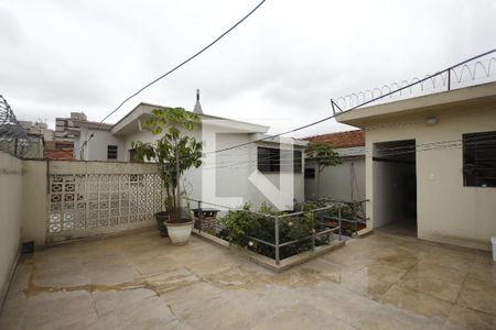 Casa à venda com 250m², 3 quartos e 4 vagasÁrea de Serviço