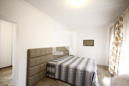 Casa à venda com 250m², 3 quartos e 4 vagasSuíte