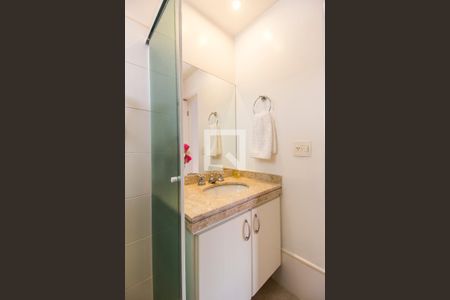 Apartamento à venda com 98m², 2 quartos e 2 vagasBanheiro da Suíte 1