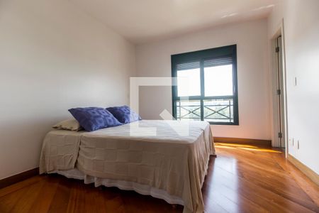 Apartamento à venda com 98m², 2 quartos e 2 vagasSuíte 1