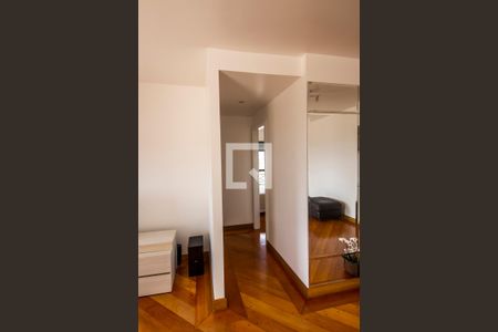 Apartamento à venda com 98m², 2 quartos e 2 vagasCorredor