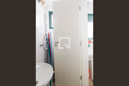 Apartamento à venda com 98m², 2 quartos e 2 vagasBanheiro de serviço