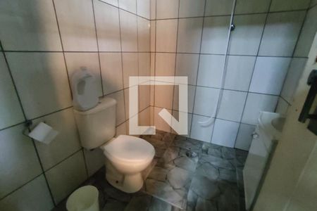 Casa à venda com 157m², 4 quartos e 5 vagas Casa à venda com 157m², 4 quartos e 5 vagasBanheiro de serviço