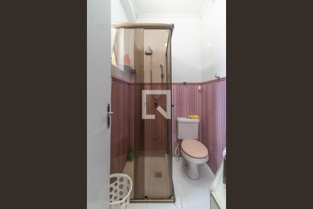 Casa à venda com 360m², 3 quartos e 2 vagas Casa à venda com 360m², 3 quartos e 2 vagasBanheiro 1