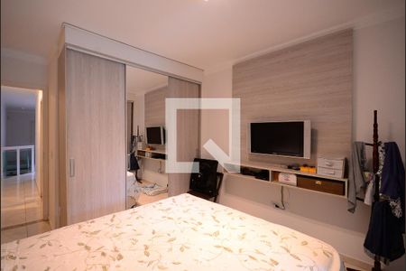 Casa à venda com 130m², 4 quartos e 2 vagasQuarto 3 - Suite