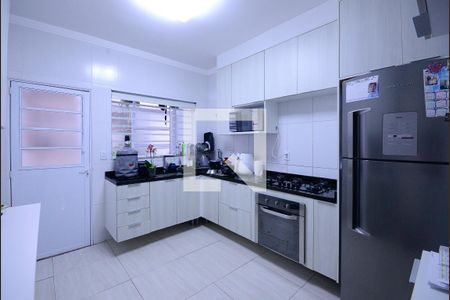 Casa à venda com 130m², 4 quartos e 2 vagasCozinha