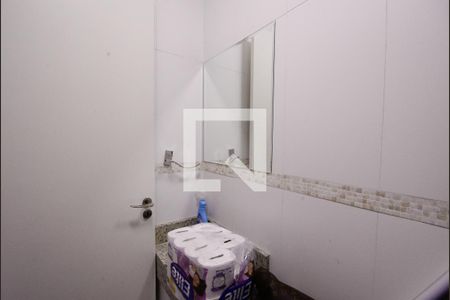 Casa à venda com 130m², 4 quartos e 2 vagasBanheiro do Quarto 2