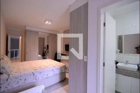 Casa à venda com 130m², 4 quartos e 2 vagasQuarto 3 - Suite