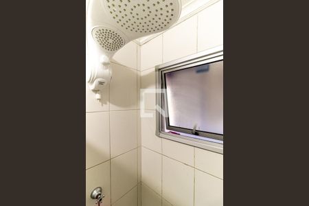 Apartamento à venda com 47m², 2 quartos e sem vagaBanheiro - Chuveiro