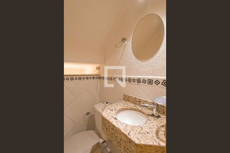 Lavabo de casa para alugar com 3 quartos, 250m² em Parque Renato Maia, Guarulhos