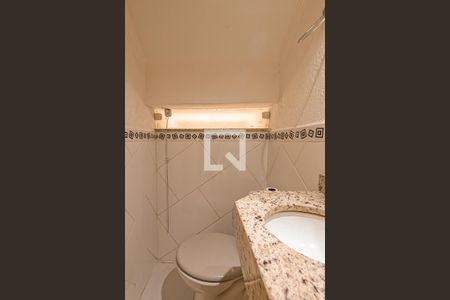 Lavabo de casa para alugar com 3 quartos, 250m² em Parque Renato Maia, Guarulhos
