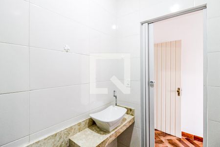 Banheiro de kitnet/studio para alugar com 0 quarto, 44m² em Vila Cruzeiro, São Paulo