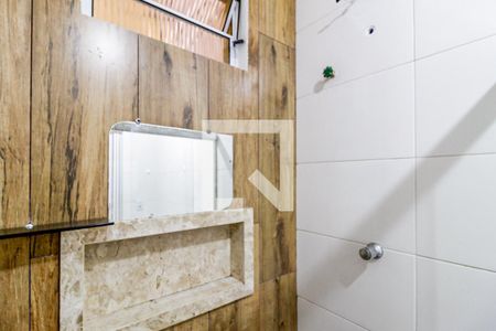 Banheiro de kitnet/studio para alugar com 0 quarto, 44m² em Vila Cruzeiro, São Paulo