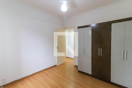 Quarto 1 de apartamento para alugar com 2 quartos, 58m² em Parque Taboão, Taboão da Serra