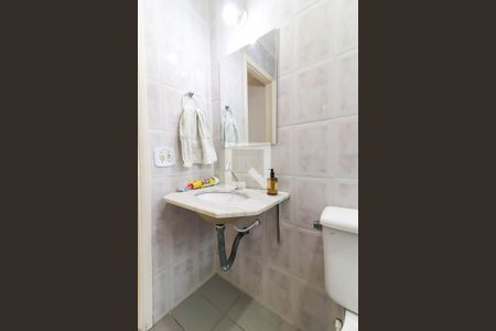 Apartamento para alugar com 58m², 2 quartos e 1 vaga Apartamento para alugar com 58m², 2 quartos e 1 vagaBanheiro