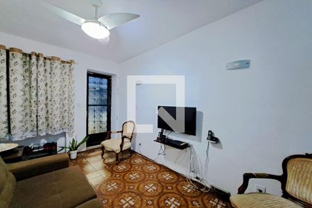Sala de casa de condomínio para alugar com 3 quartos, 81m² em Sampaio, Rio de Janeiro