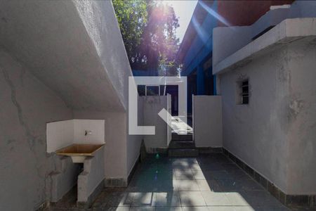 Vista Quarto 1 de casa para alugar com 2 quartos, 65m² em Vila Paulistania, São Paulo