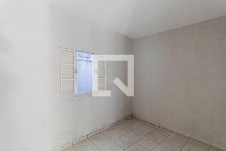 Quarto 2 de casa para alugar com 2 quartos, 65m² em Vila Paulistania, São Paulo