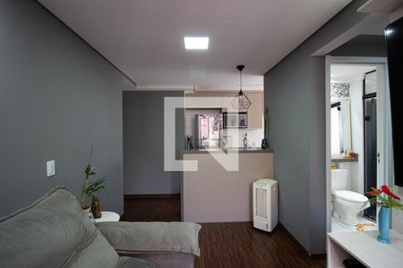 Sala de apartamento para alugar com 2 quartos, 42m² em Itaquera, São Paulo