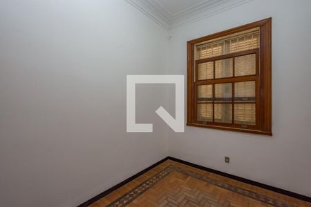 Casa para alugar com 700m², 4 quartos e 8 vagasQuarto 4