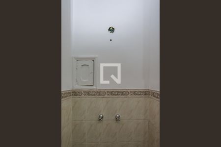 Casa para alugar com 700m², 4 quartos e 8 vagasBanheiro Social