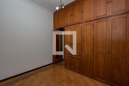 Casa para alugar com 700m², 4 quartos e 8 vagasQuarto 2