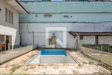 Casa para alugar com 700m², 4 quartos e 8 vagasPiscina