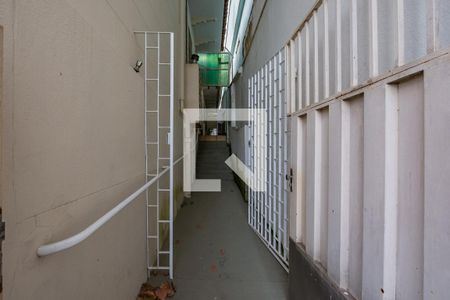 Casa para alugar com 700m², 4 quartos e 8 vagasEntrada