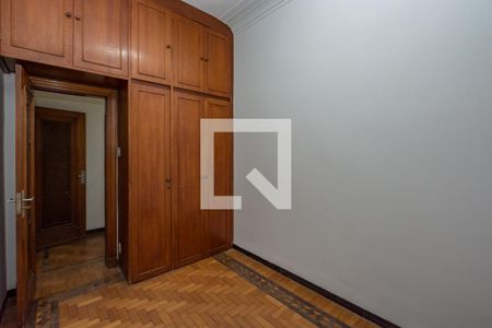 Casa para alugar com 700m², 4 quartos e 8 vagasQuarto 4