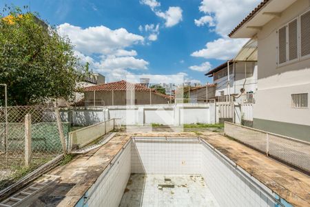 Casa para alugar com 700m², 4 quartos e 8 vagasPiscina