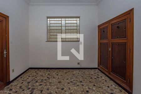 Casa para alugar com 700m², 4 quartos e 8 vagasSala 3