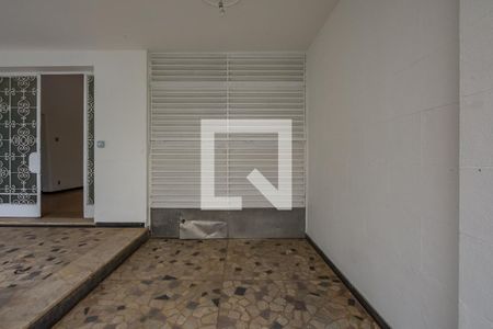 Casa para alugar com 700m², 4 quartos e 8 vagasEntrada  - garagem