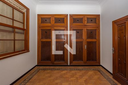 Casa para alugar com 700m², 4 quartos e 8 vagasQuarto 1