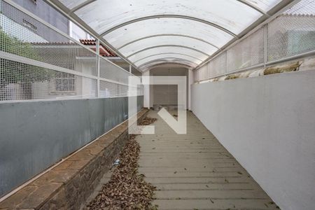 Casa para alugar com 700m², 4 quartos e 8 vagasEntrada  - garagem