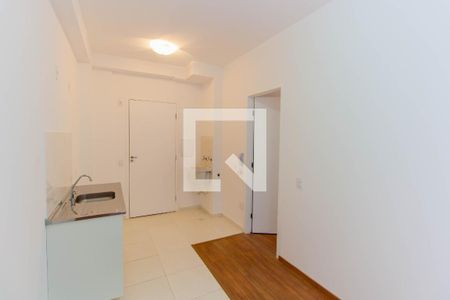 Sala/Cozinha de apartamento para alugar com 1 quarto, 31m² em Vila Tolstoi, São Paulo