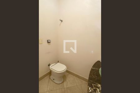 Lavabo de casa de condomínio à venda com 5 quartos, 1400m² em Alphaville, Santana de Parnaíba
