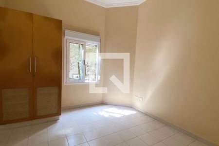 Casa de condomínio à venda com 1400m², 5 quartos e 6 vagasSuíte 4