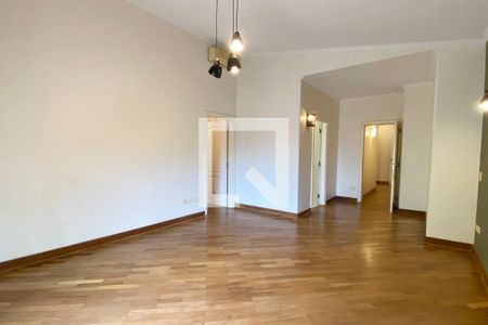 Casa de condomínio à venda com 1400m², 5 quartos e 6 vagasSuíte 1