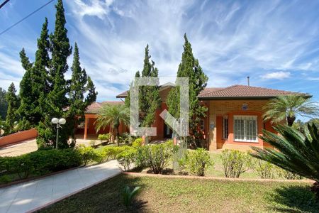 Casa de condomínio à venda com 1400m², 5 quartos e 6 vagasFachada