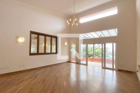 Sala de casa de condomínio à venda com 5 quartos, 1400m² em Alphaville, Santana de Parnaíba