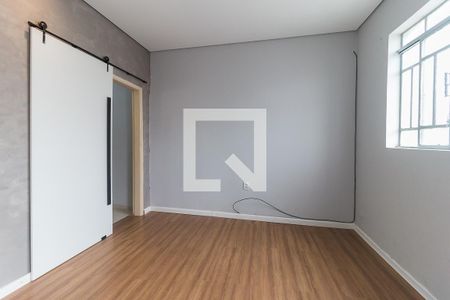 Sala de casa para alugar com 2 quartos, 77m² em Vila Avignon, Mogi das Cruzes