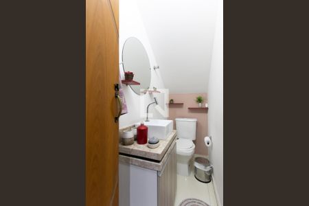 Lavabo de casa à venda com 2 quartos, 80m² em Parque Guarani, São Paulo