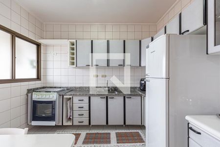 Apartamento à venda com 72m², 2 quartos e 2 vagasCozinha