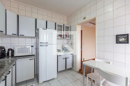 Apartamento à venda com 72m², 2 quartos e 2 vagasCozinha