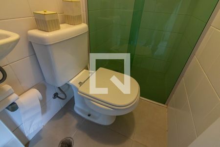 Apartamento à venda com 208m², 3 quartos e 4 vagasÁrea de Serviço, banheiro