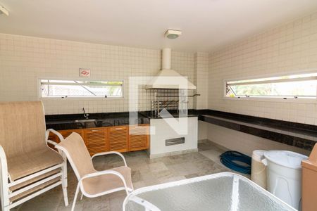 Apartamento à venda com 208m², 3 quartos e 4 vagasChurrasqueira