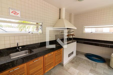 Apartamento à venda com 208m², 3 quartos e 4 vagasChurrasqueira