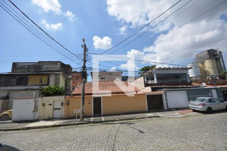 Vista da Sala de apartamento para alugar com 2 quartos, 75m² em Marechal Hermes, Rio de Janeiro